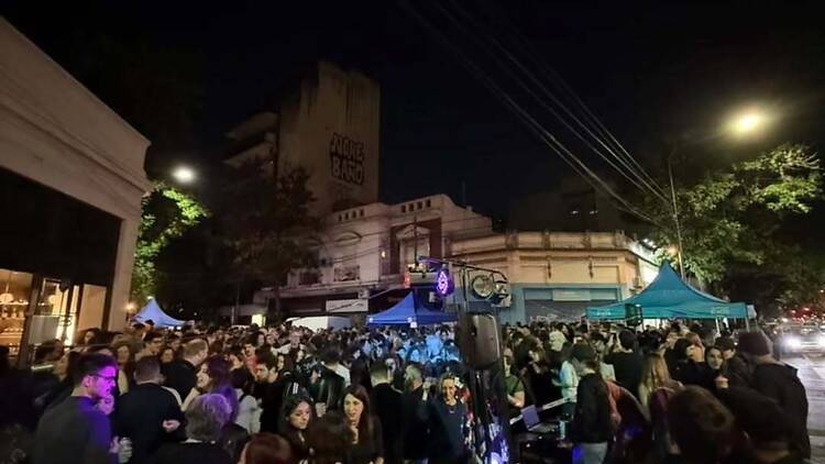 A street party in Villa Crespo
