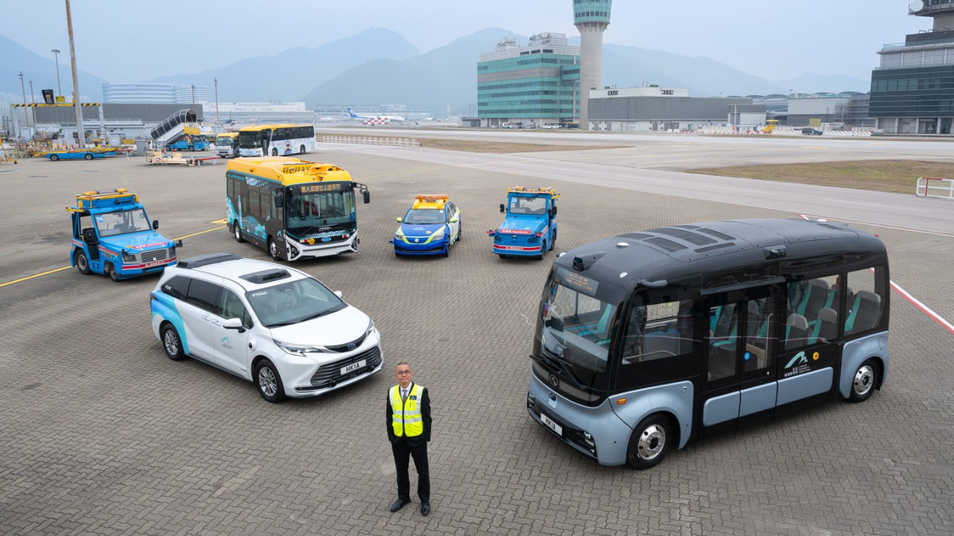 Hong Kong International Airport will launch a driverless bus service this year
