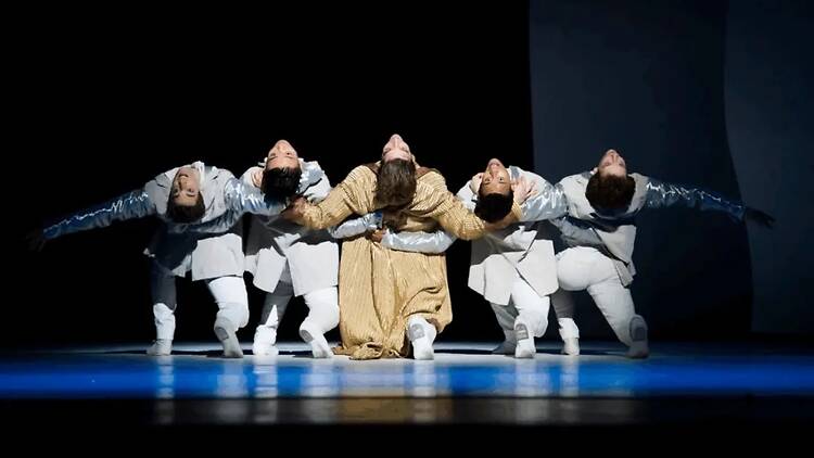 Ve a una obra de danza y teatro de vanguardia en los Teatros del Canal Ve a una obra de danza y teatro de vanguardia en los Teatros del Canal