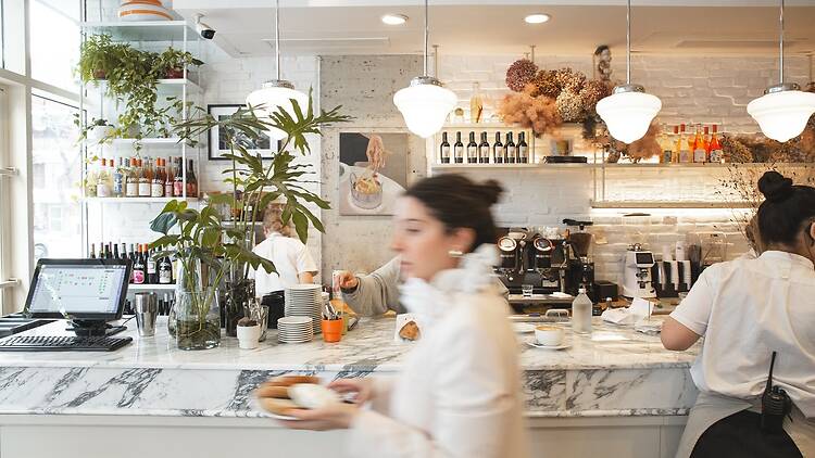 Oli, liderado por Olivia Saal Oli, liderado por Olivia Saal