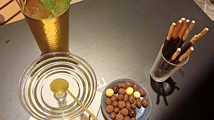 Moscow Mule i dry martni a Can Bruixa 