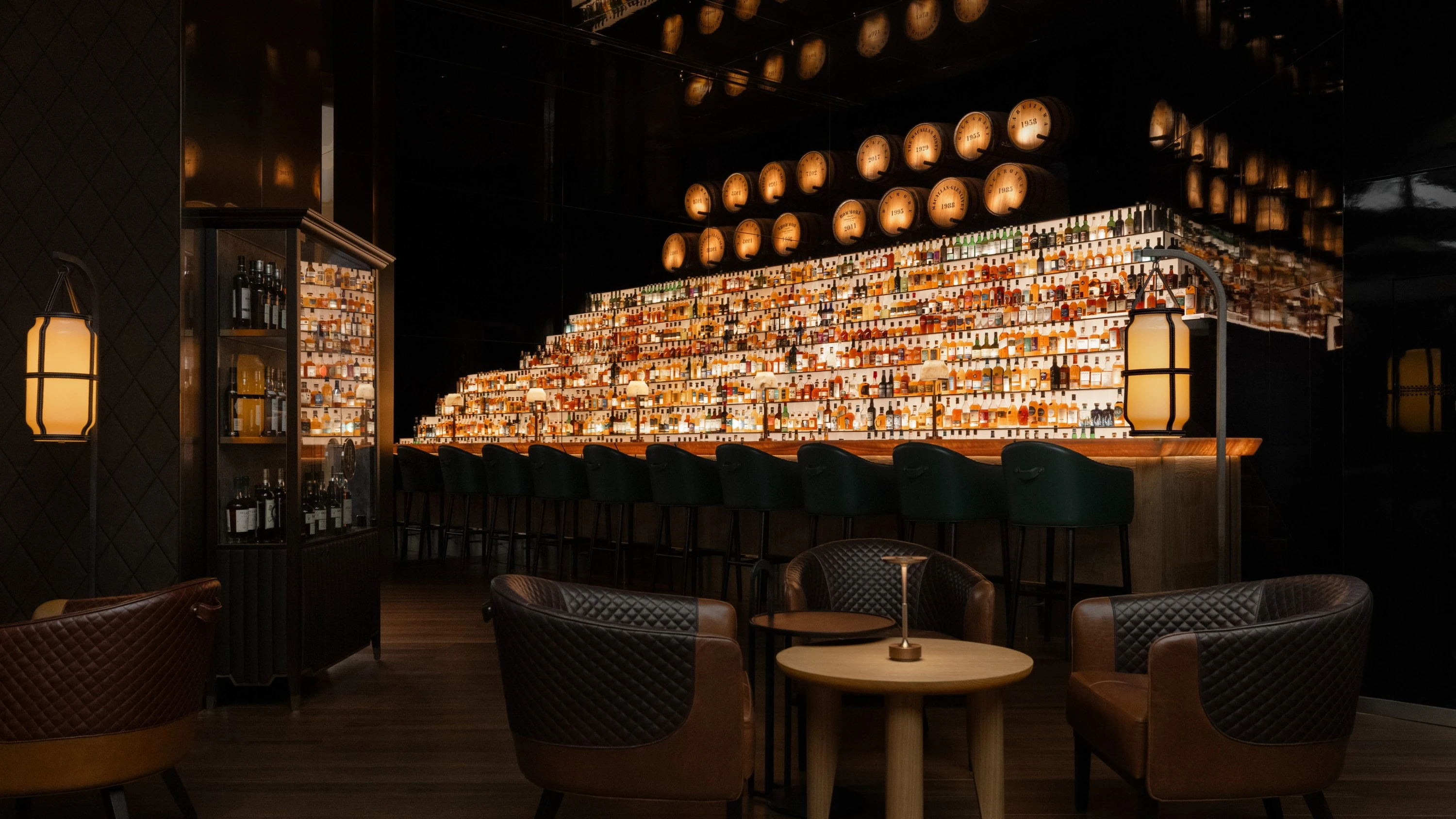 Capella Galaxy Macau Pony & Plume