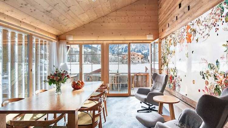 The Modernist Chalet: Glass-Walled Gstaad Retreat