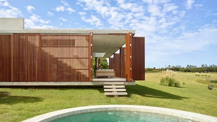 The Lagoon Sanctuary: Architectural Lake House