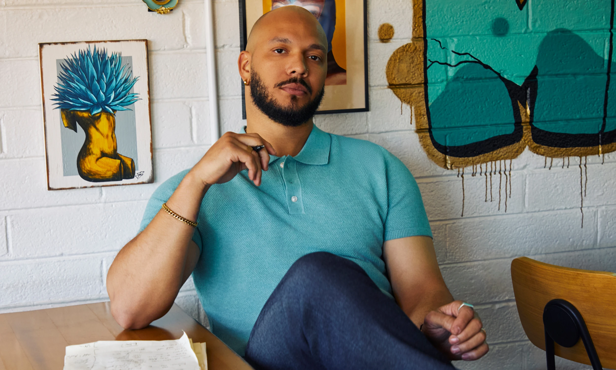 Mack Weldon branded article L.T. Smith Chilte