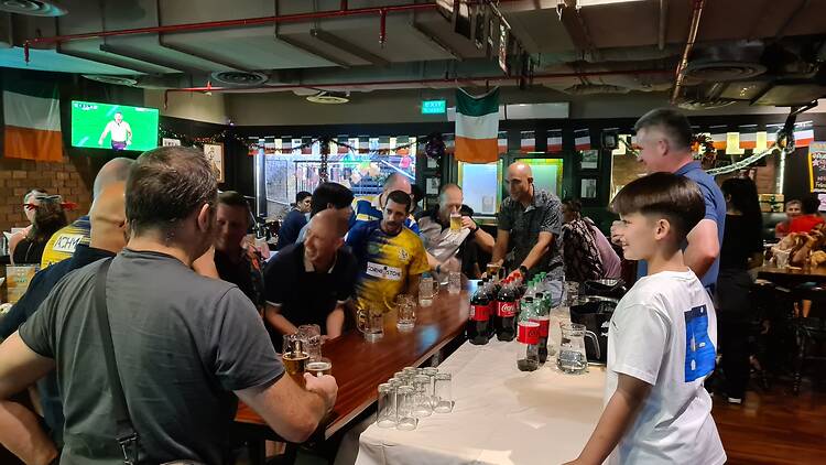 Sing full-throated with Vertigo Band at O'Malley's