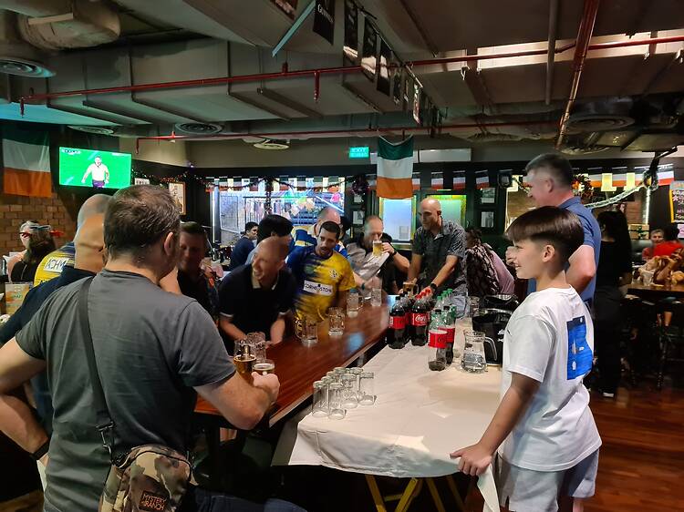 Sing full-throated with Vertigo Band at O'Malley's