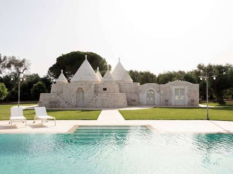 The Architect’s Vision: Modernist Trullo with Infinity Pool