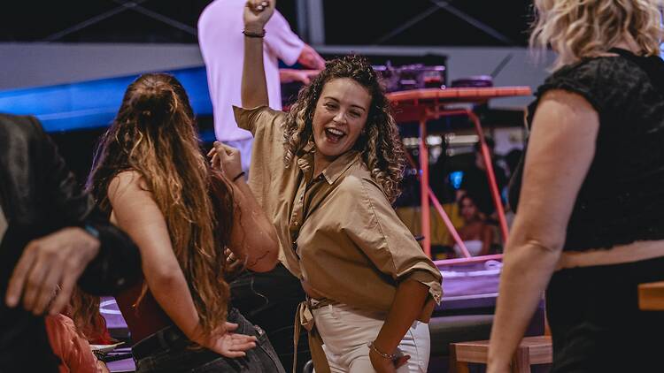 El Tardet & Aperol: the liveliest evening party arrives at Time Out Market