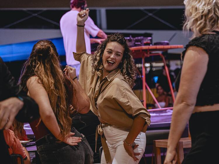 El Tardet & Aperol: the liveliest evening party arrives at Time Out Market