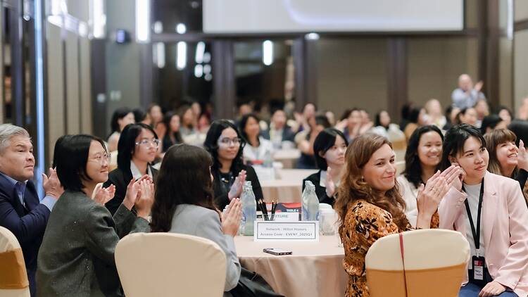 Leading Women’s Summit