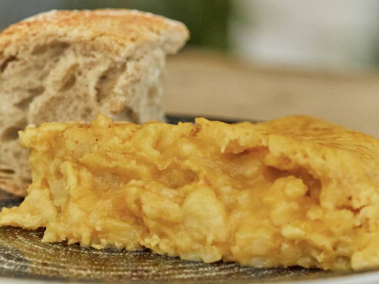 Buena tapa gratis a la vista: estos restaurantes de Madrid regalan su famosa tortilla este fin de semana durante todo un día