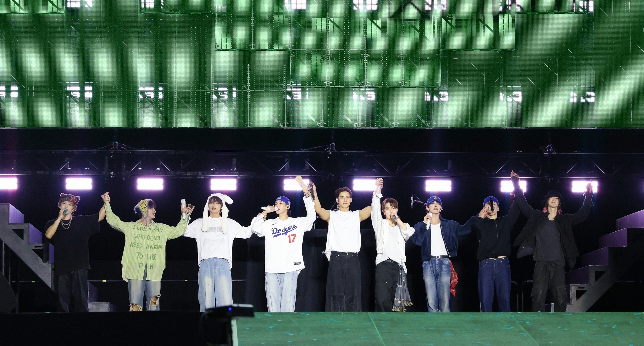 Seventeen at Singapore National Stadium: Timings, setlist, getting there and everything you need to know