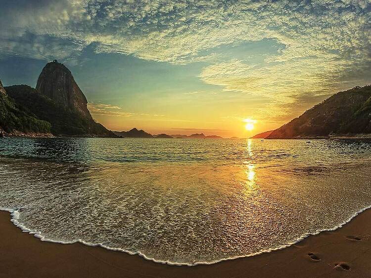 Um mergulho na Praia da Urca