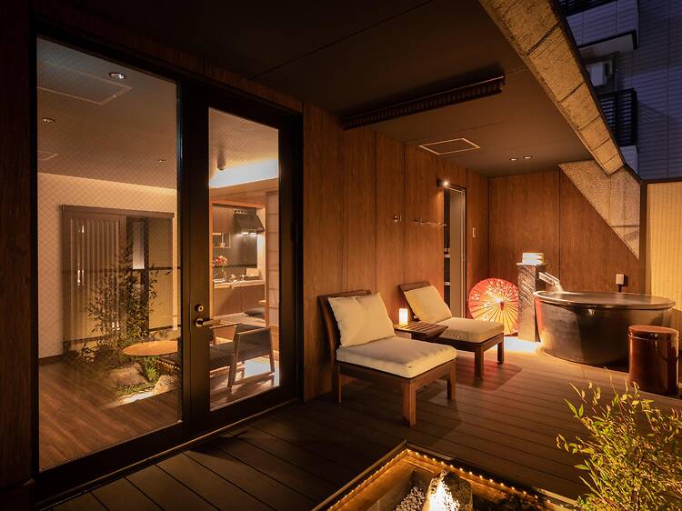 今昔荘 大阪 道頓堀 -寄合・書肆・合薬屋-