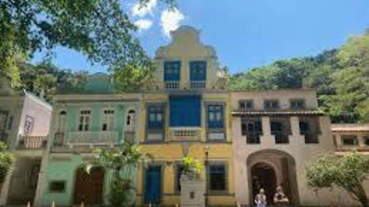 Um passeio pelo Cosme Velho