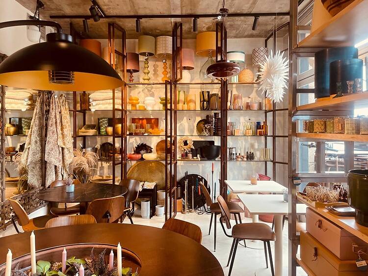 A LOFT cresceu e transformou-se numa concept store que junta decoração, flores e comida
