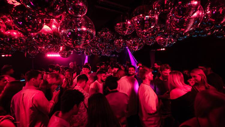 Retro night club