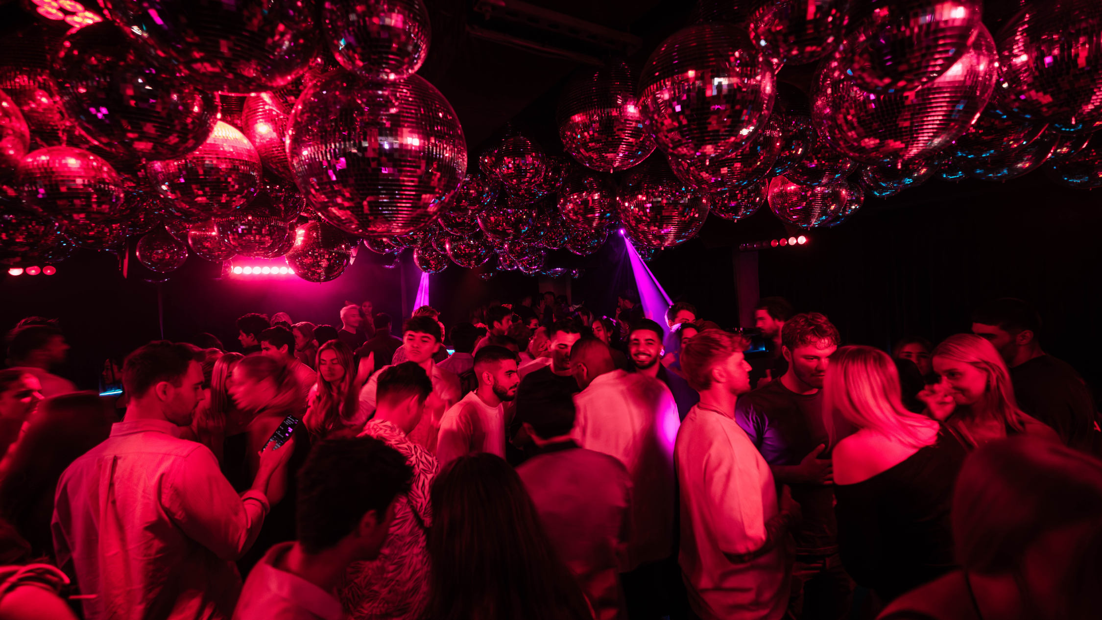 Sydney's legendary Retro nightclub has reopened in a heritage-listed CBD pub