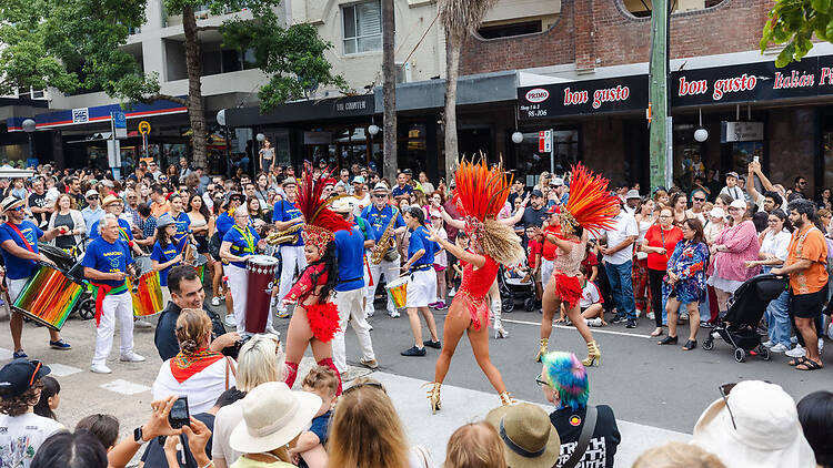 Dancers at Bairro Português