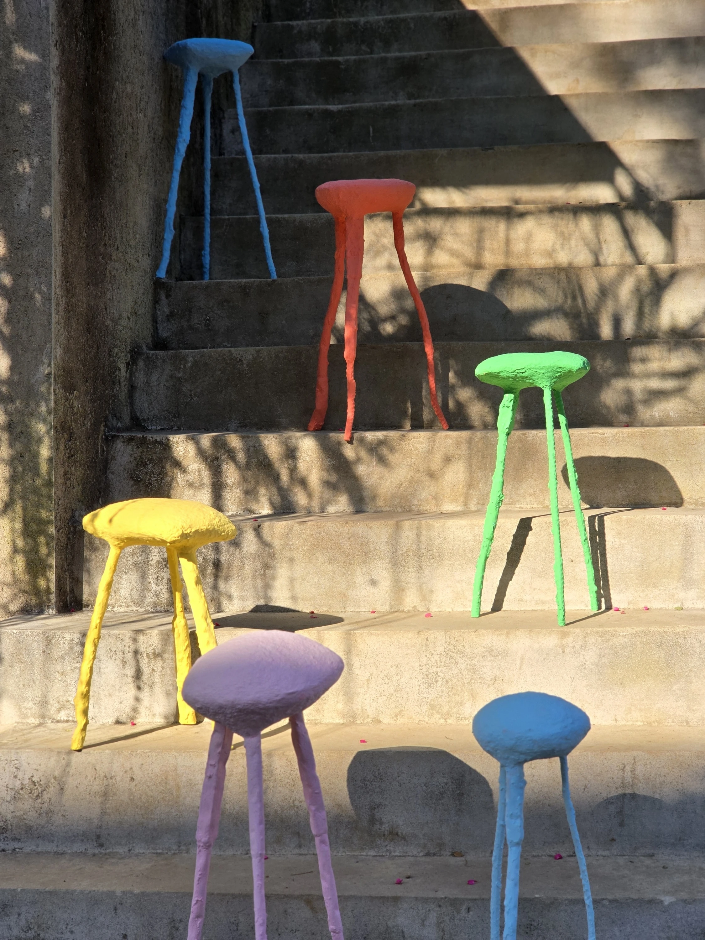 99 papier-m&acirc;ch&eacute; sculptures by Thai contemporary artist Mit Jai Inn