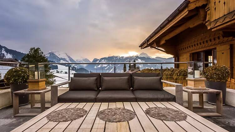 The A-list architectural compound: Chalet Mi Amor