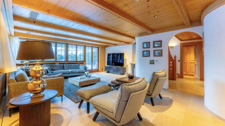 The wellness-focused woodland retreat: Chalet Eclipse