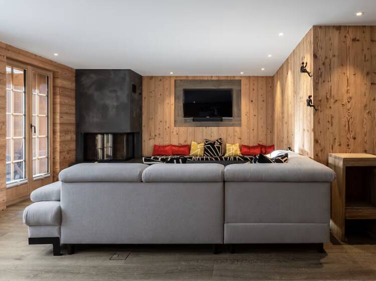 The ski-in, ski-out modernist loft: ChaletKarin