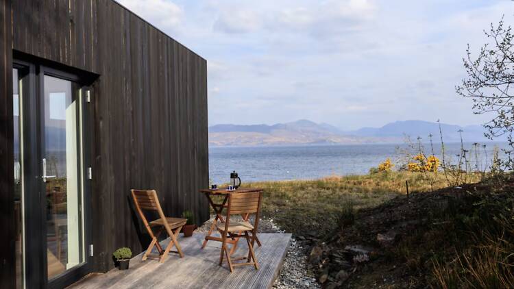 The panoramic coastal cabin: The Airigh
