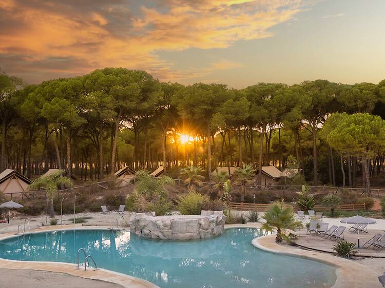 4 destinos donde hacer realidad la utopía de dormir en plena naturaleza