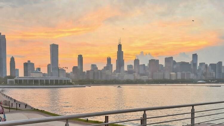 Adler Planetarium / Museum Campus