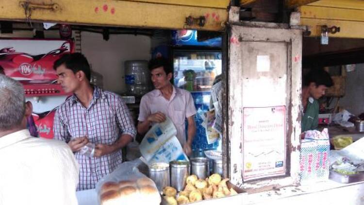 Anand Stall, Vile Parle 