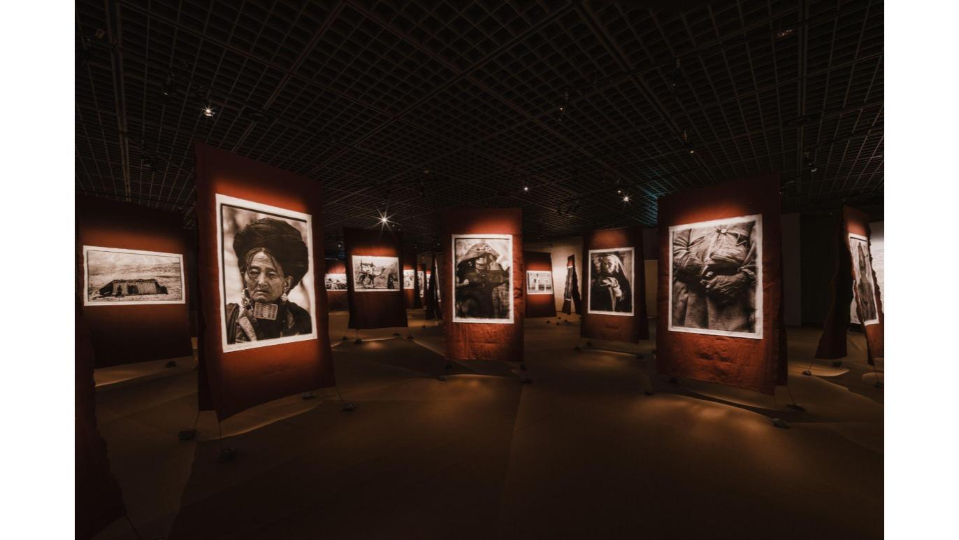 高木由利子 写真展 Threads of Beauty 1995‐2025 ― 時をまとい、風を