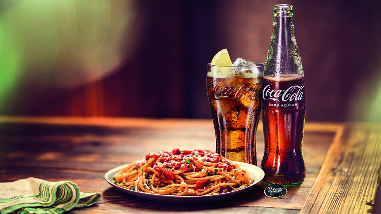 Coca-Cola bares Madrid se extiende más allá del Paseo del Prado o la calle Atocha.