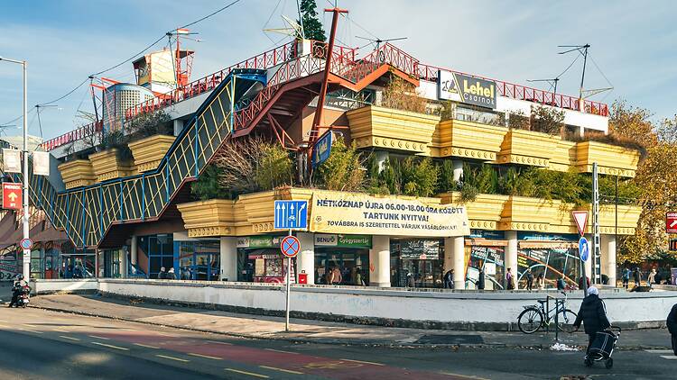 Lehel piac vásárcsarnok homlokzat