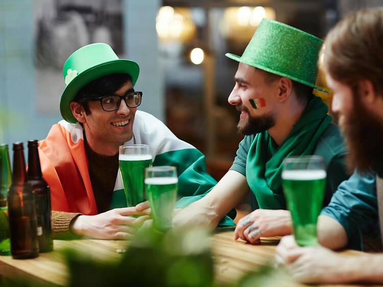 Trevos, música e sabores irlandeses. Mercado Bom Sucesso celebra o St. Patrick’s Day