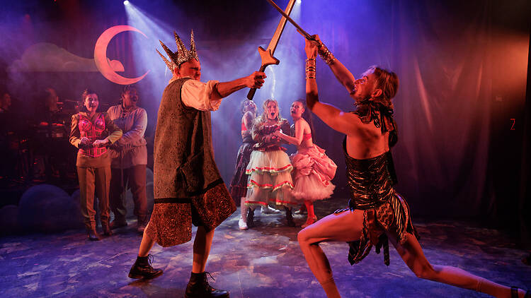 Cast of Head Over Heels