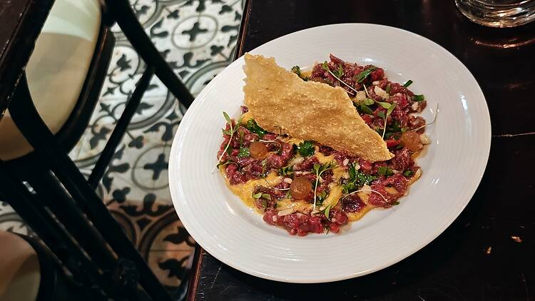 S'attabler au nouveau QG modeux de SSD S'attabler au nouveau QG modeux de SSD