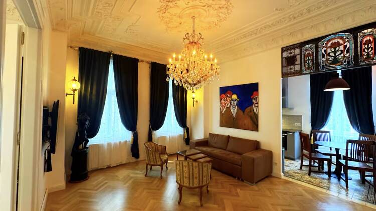 The historic hunting lodge: 7th Heaven Schiele Apartment