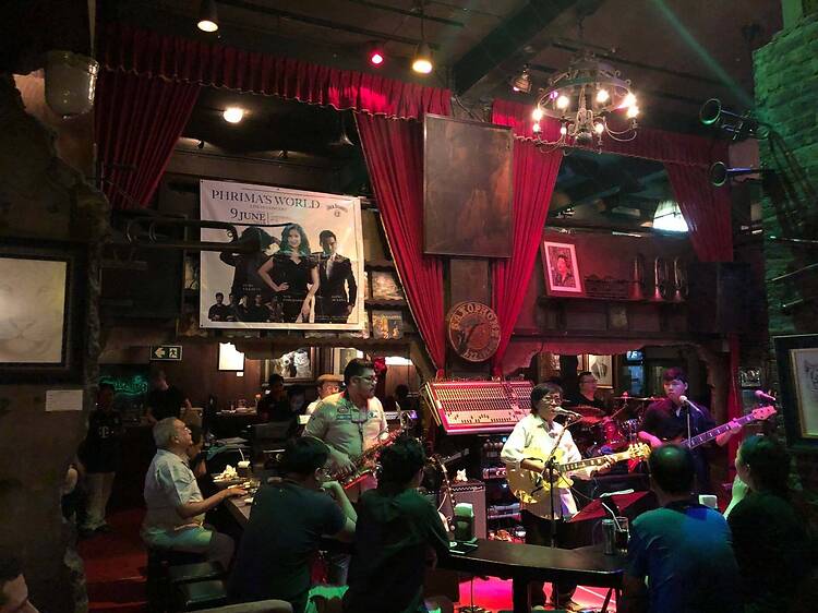 Saxophone Pub & Restaurant