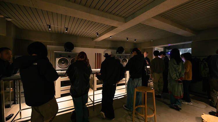 渋谷・並木橋に「VENT」チームが手がけるミュージックバー「PASS」がオープン