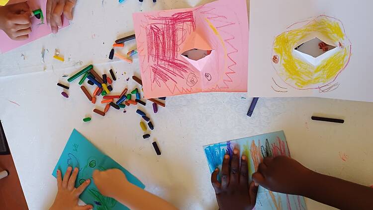 Corta & Cria: Personagens em Pop-Up