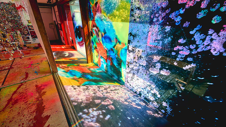 mirror, mirror, mirror mika ninagawa