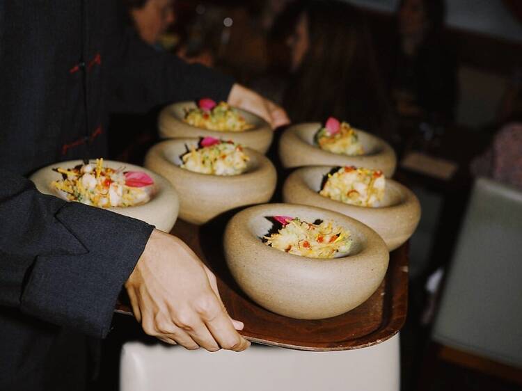 Menu 2026 do Mee evoca combinações de sabores de múltiplos países asiáticos