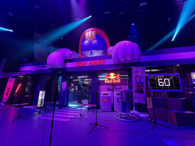 音を立てなければ全商品が盗めるコンビニ「盗-TOH- Energized by Red Bull」が2日間限定で赤坂にオープン