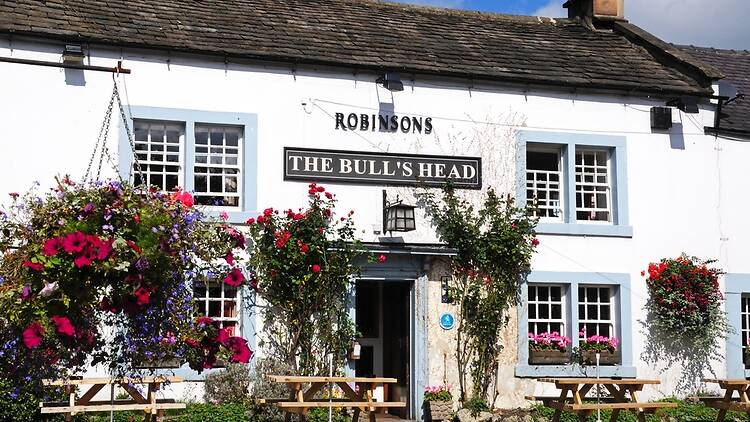 Pub in Ashford-in-the-Water, Derbyshire Pub in Ashford-in-the-Water, Derbyshire