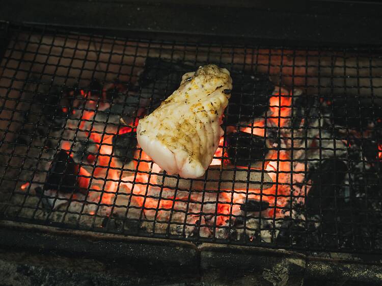 A Paris, ces nouveaux restaurants s’enflamment pour la cuisine à la braise