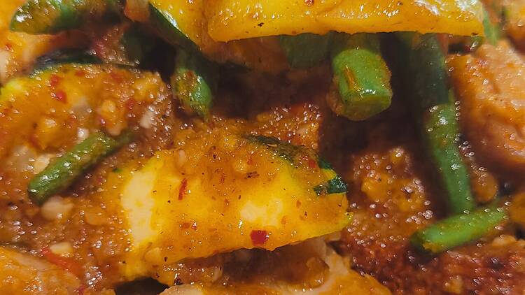 Pork, bean and zucchini curry