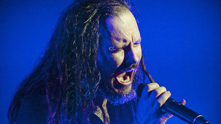 Jonathan Davis of Korn performing live 