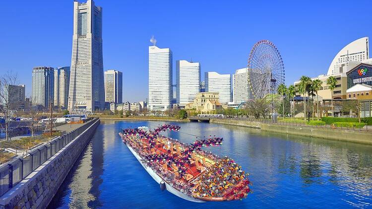 横浜が「花の港」と呼ばれた歴史をたどる。